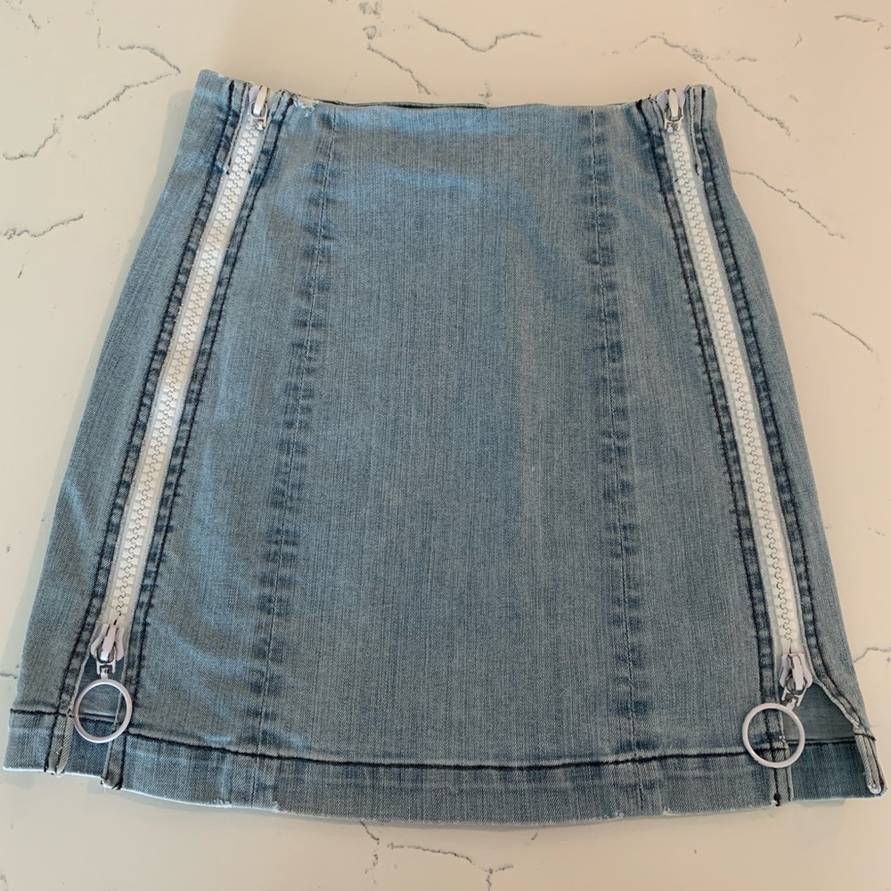 Carmar Jean Skirt with white side zippers